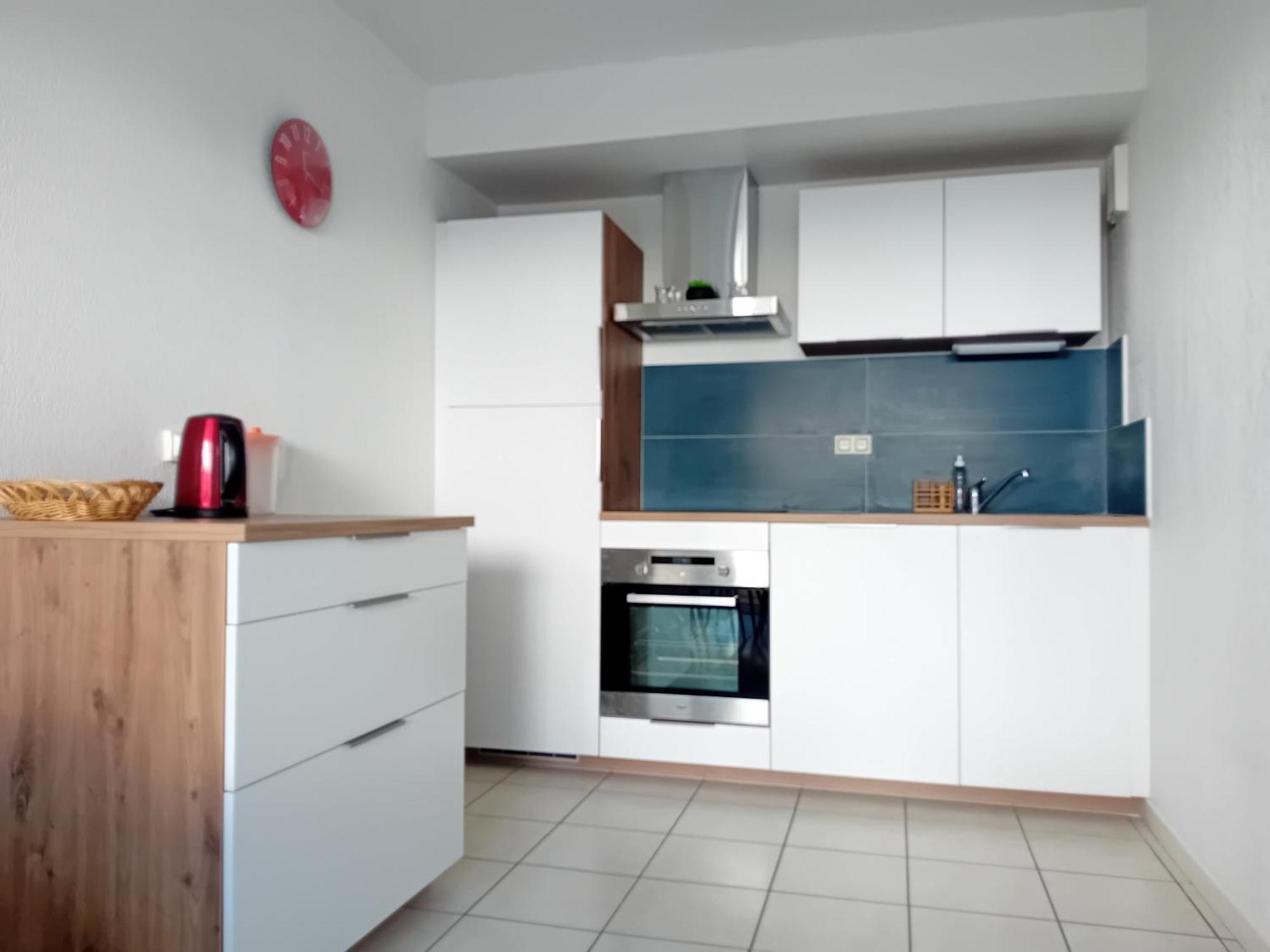 Apartment Calme T2 Avec Terrasse A Hendaye, Proche - Fr-1-239-780 *